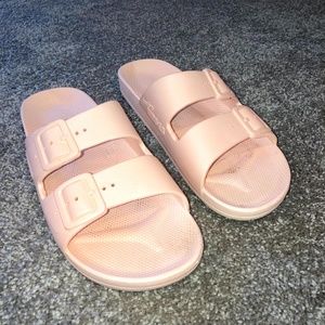 Freedom Moses slide sandal size 39 color "BABY"